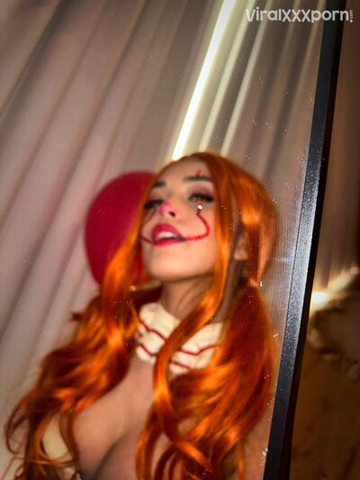 Valkyrae cosplay pics as Pennywise